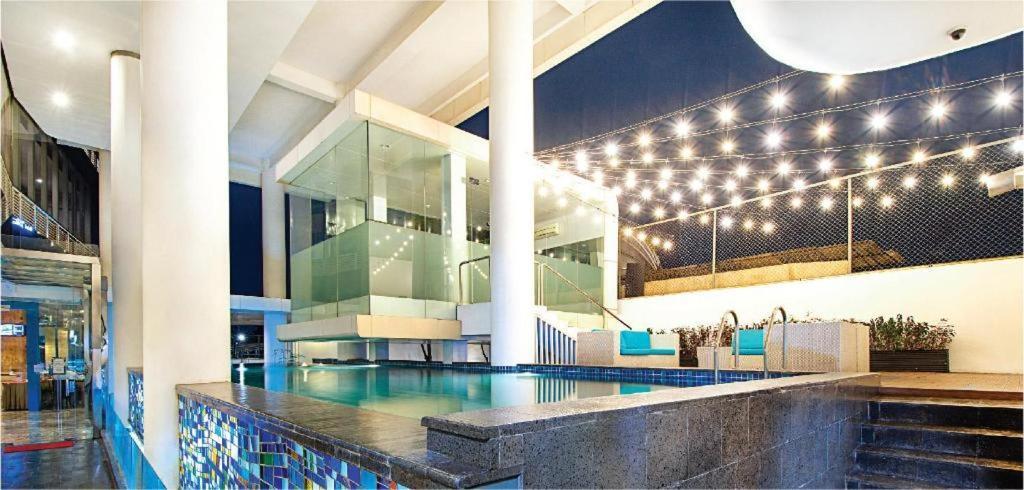 Blue Sky Hotel Petamburan Jakarta Exteriér fotografie